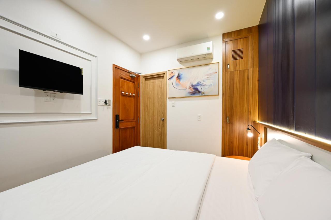 Lotus Airport Hotel Saigon Ho Şi Min Dış mekan fotoğraf