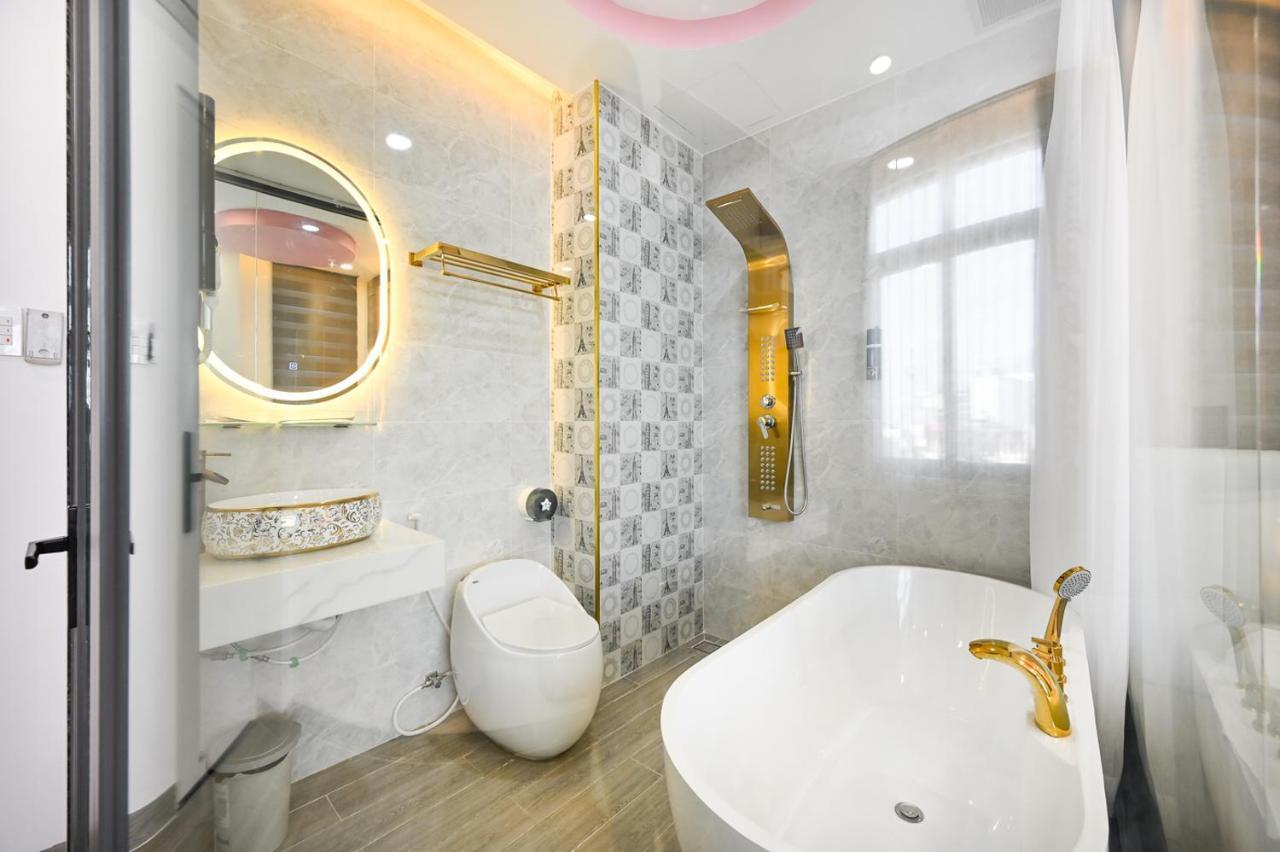 Lotus Airport Hotel Saigon Ho Şi Min Dış mekan fotoğraf