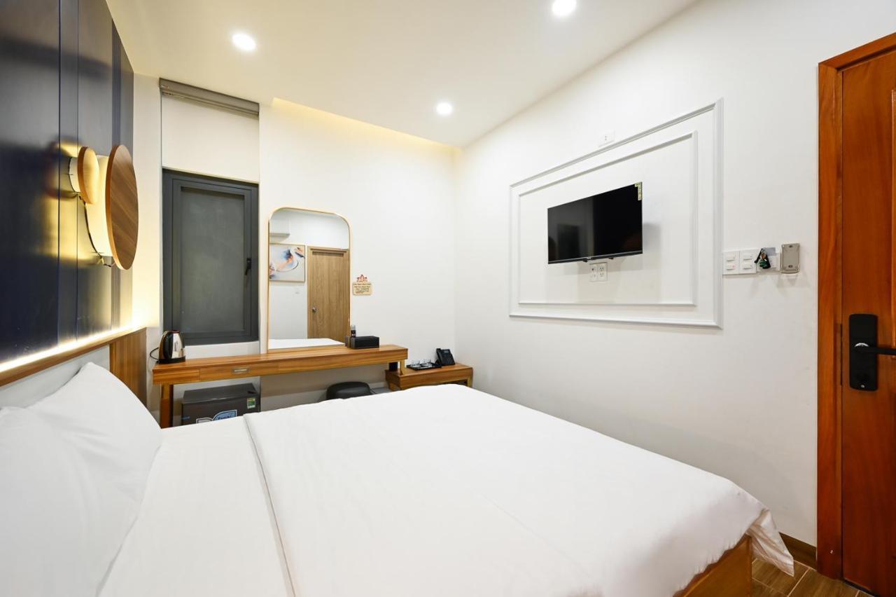 Lotus Airport Hotel Saigon Ho Şi Min Dış mekan fotoğraf