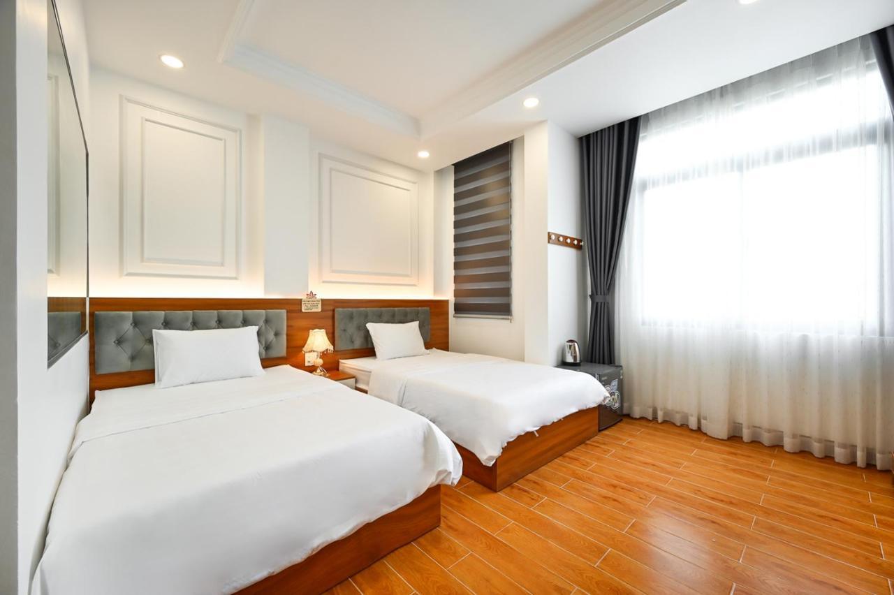 Lotus Airport Hotel Saigon Ho Şi Min Dış mekan fotoğraf