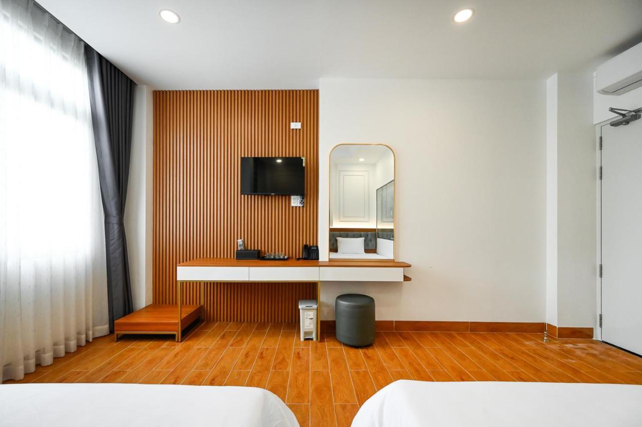 Lotus Airport Hotel Saigon Ho Şi Min Dış mekan fotoğraf