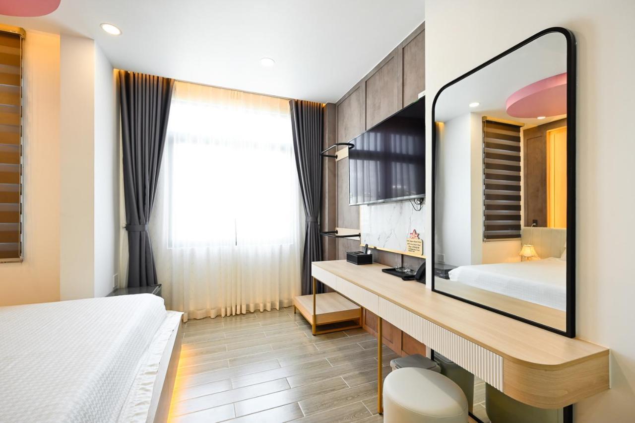 Lotus Airport Hotel Saigon Ho Şi Min Dış mekan fotoğraf